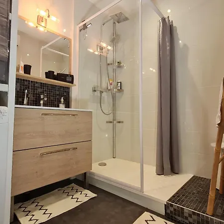 شقة La Luziole 3 Etoiles, En Ou Cure, Ete Ou Hiver, Comme Chez Vous